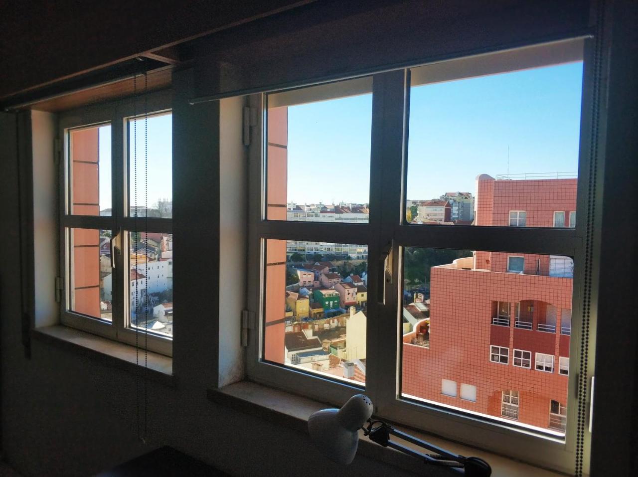 Balcony Penthouse 15th Floor *